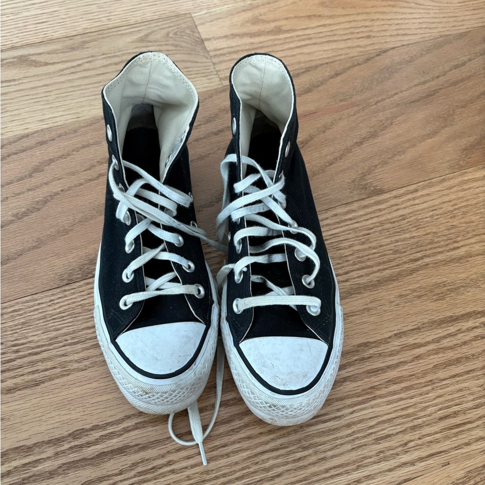 Platform converse